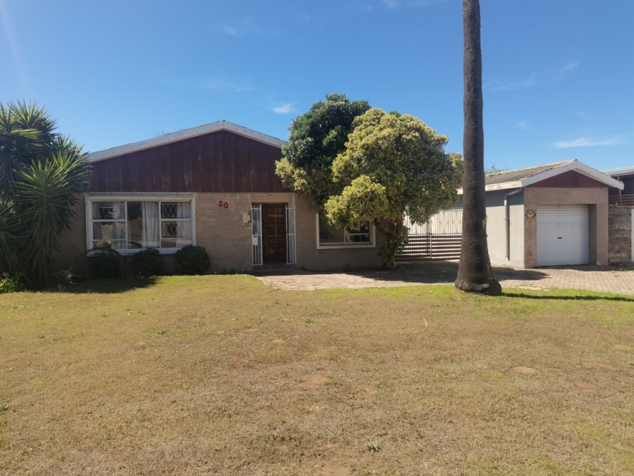 3 Bedroom Property for Sale in Bluewater Bay Eastern Cape